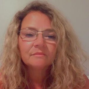 Meet your Posher, Renee